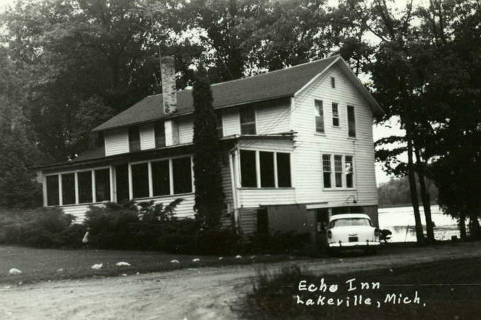 Echo Inn Lakeville Michigan (newer photo)